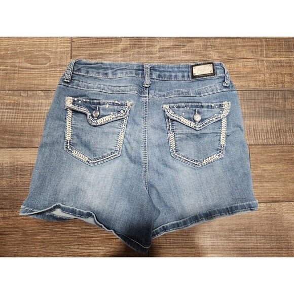 Earl Jean Medium Wash Denim Jean Shorts, size 8 Embroidered Rhinestone Bling - Picture 5 of 8